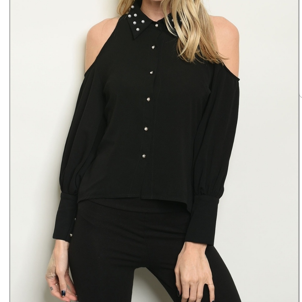Black cold shoulder with pearl accents